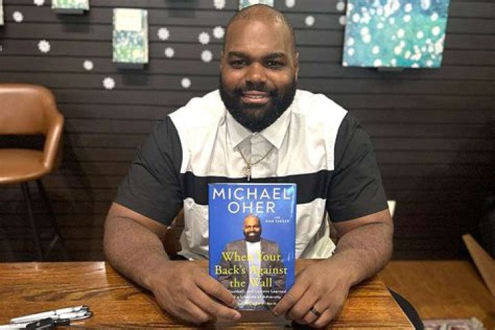 Michael Oher at a book signing