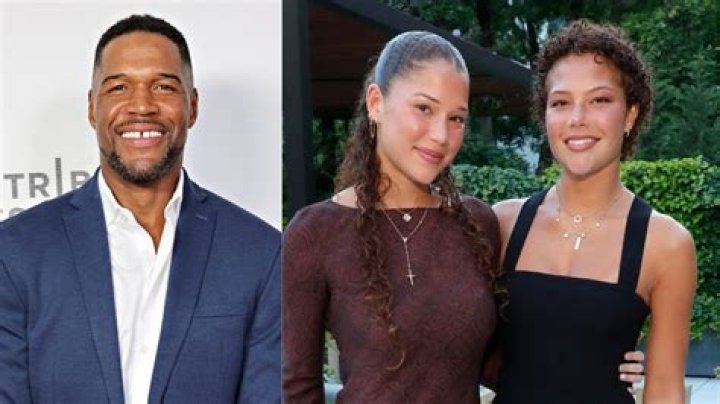 Michael Strahan & His Twin Girls