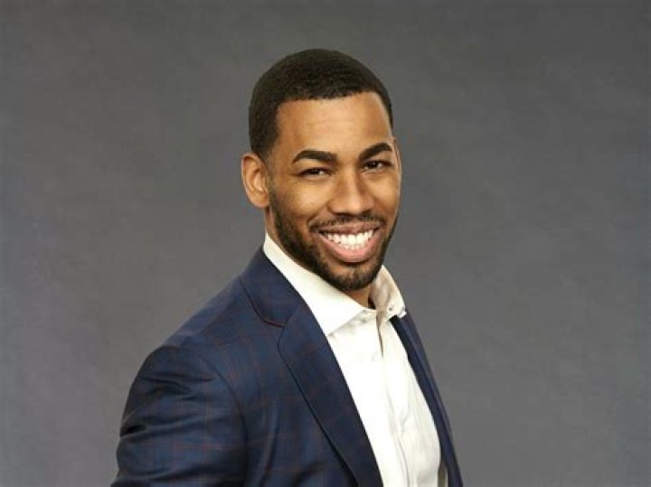 mike johnson the bachelorette