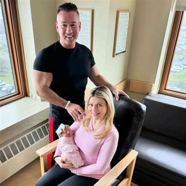 Mike Sorrentino, Lauren Sorrentino