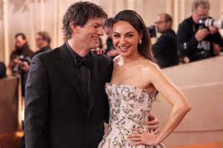 Mila Kunis & Ashton Kutcher On &lsquo;That 70&rsquo;s Show&rsquo;