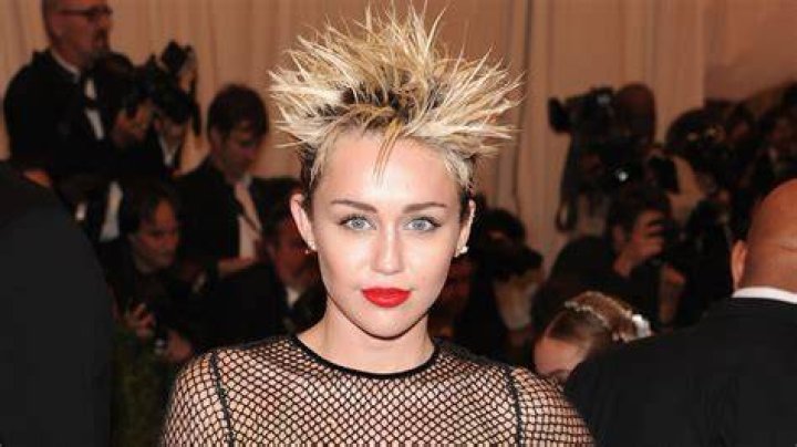 Miley Cyrus Hair Transformation