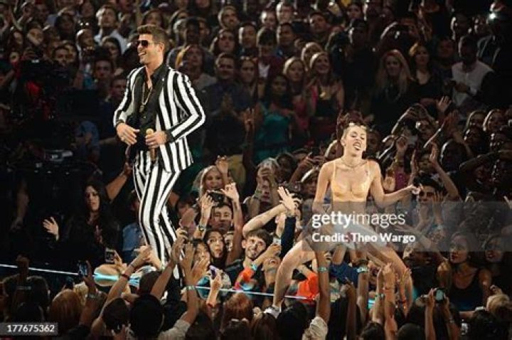 miley cyrus robin thicke