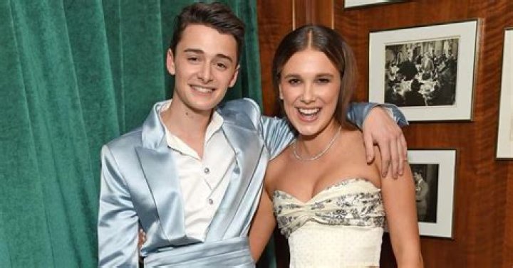 Millie Bobby Brown, Noah Schnapp