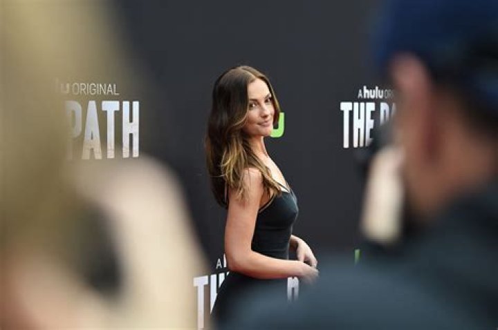 Minka Kelly Honored As Sexiest Woman Alive in 2010