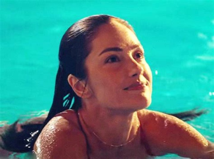 Minka Kelly Takes a Dip in &lsquo;Lansky&rsquo;