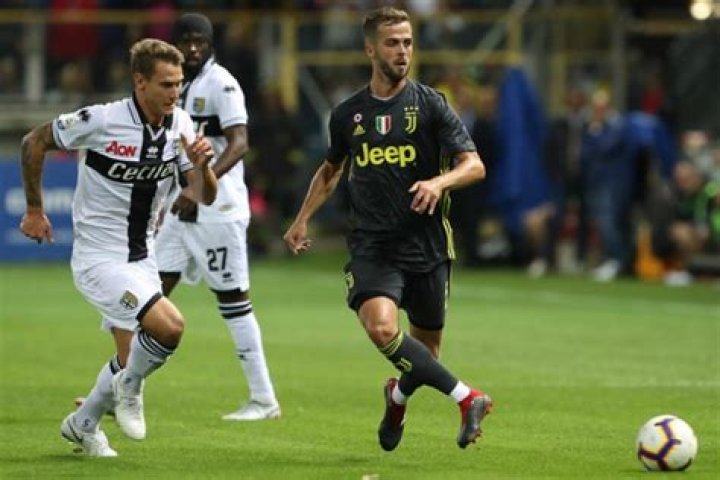 miralem-pjanic-juventus