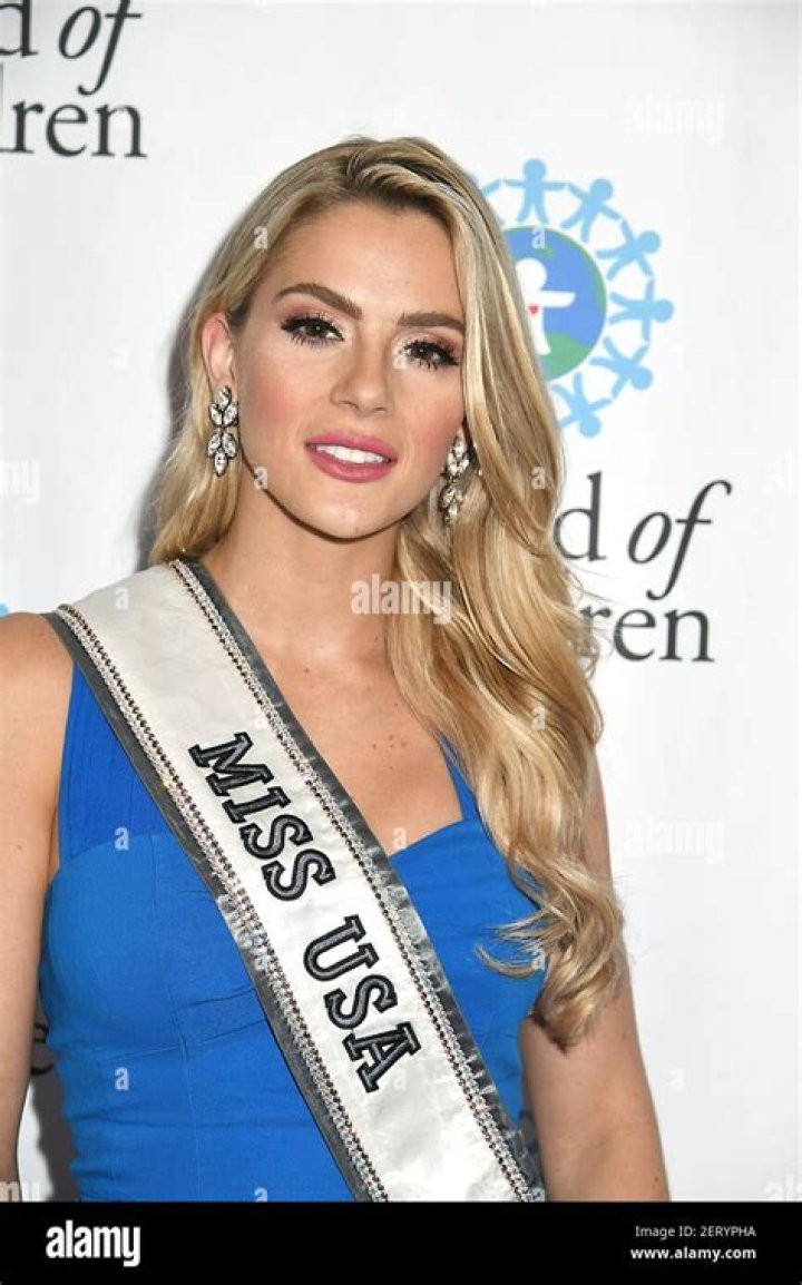 Miss USA Sarah Rose Summers came in to HollywoodLife ahead of going to Thailand to compete in Miss Universe and talk about why it's important to vote!