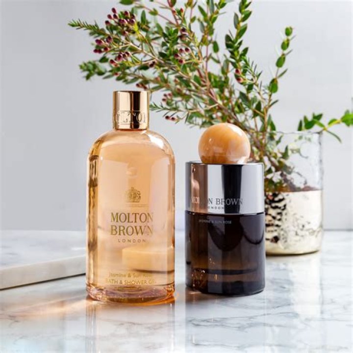 Molton Brown Jasmine Sun & Rose Bath Shower Gel