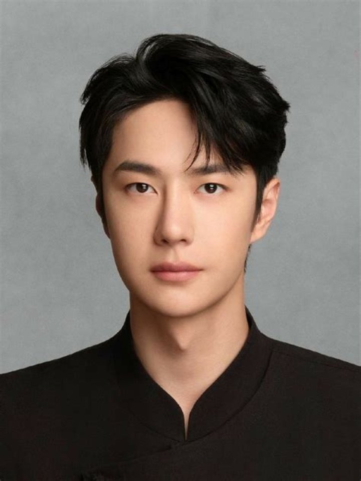 Nanfu Wang Portrait