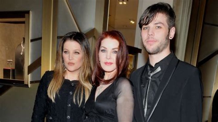 Navarone Garibaldi, Lisa Marie Presley, Priscilla Presley