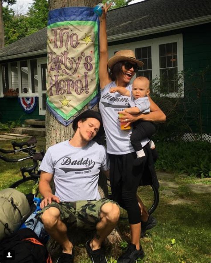 Naya Rivera celebrates the 4th of July with her family