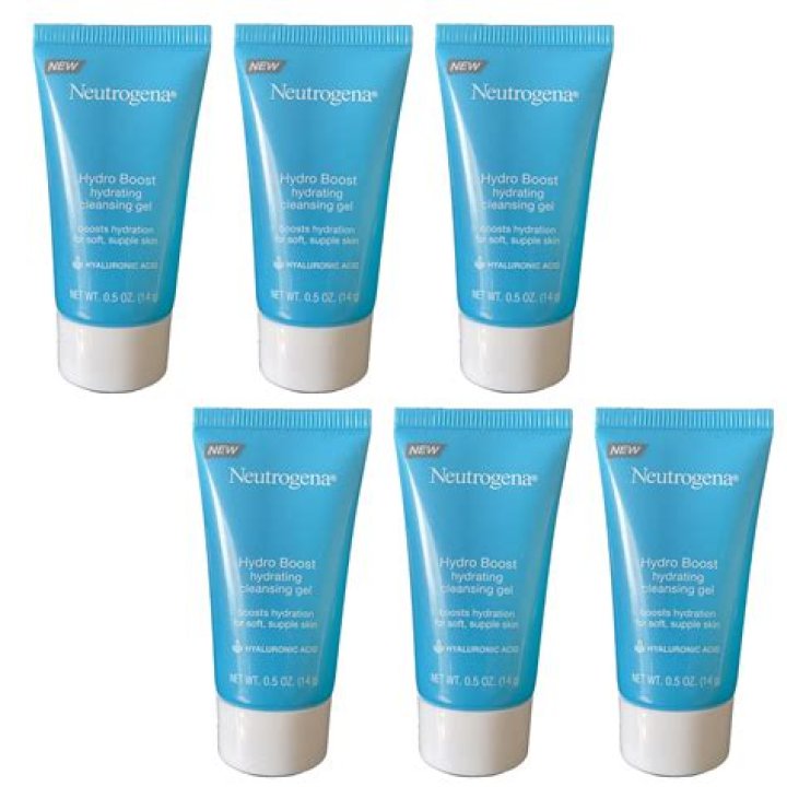 Neutrogena Hydro Boost Hydrating Cleansing Gel
