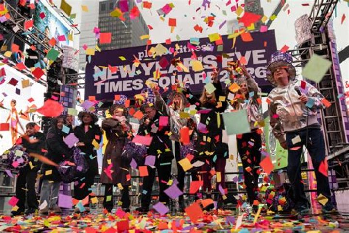 New Year&rsquo;s Eve 2022 Celebrity Celebrations: Photos From The Last Night Of 2021