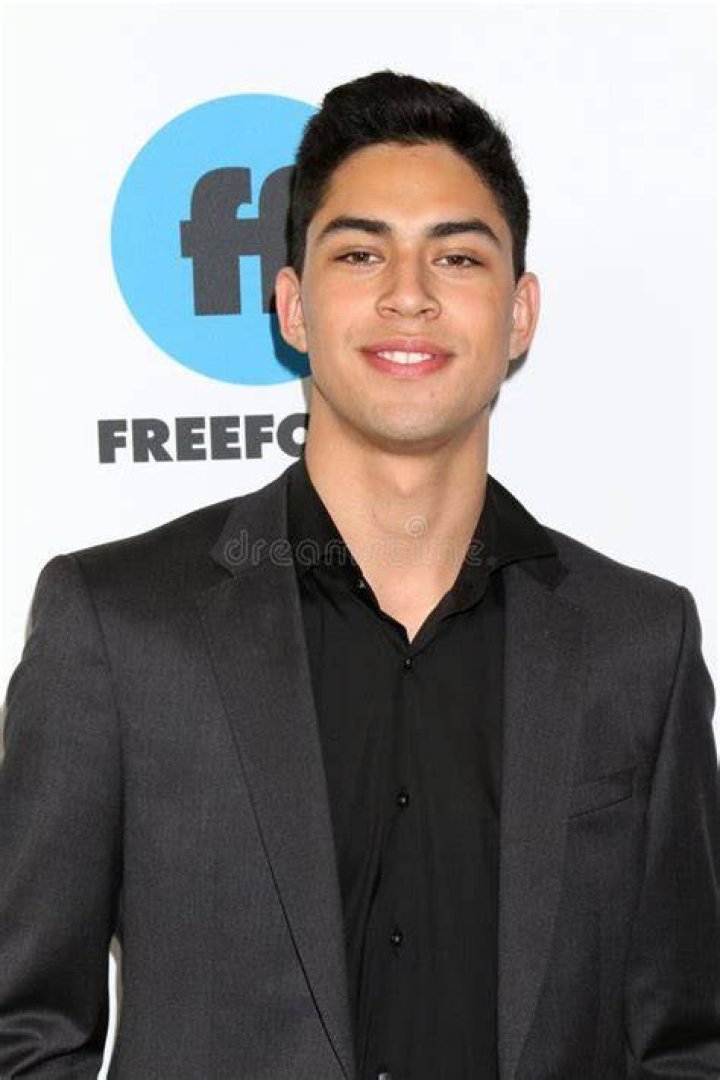 Niko Guardado