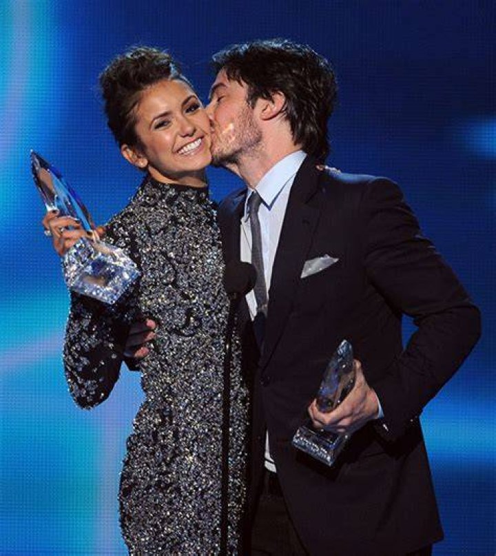 nina dobrev ian somerhalder pda