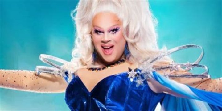 Nina West at the &lsquo;Jungle Cruise&rsquo; film premiere