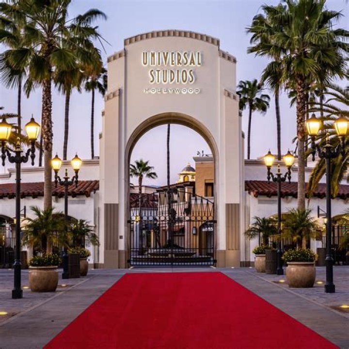 Noah Beck at Universal Studios