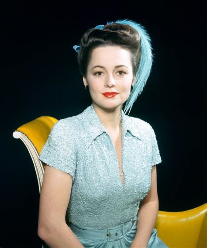 Olivia de Havilland Dead At Age 104 — ‘Gone With The Wind’ Star Dies – Hollywood Life