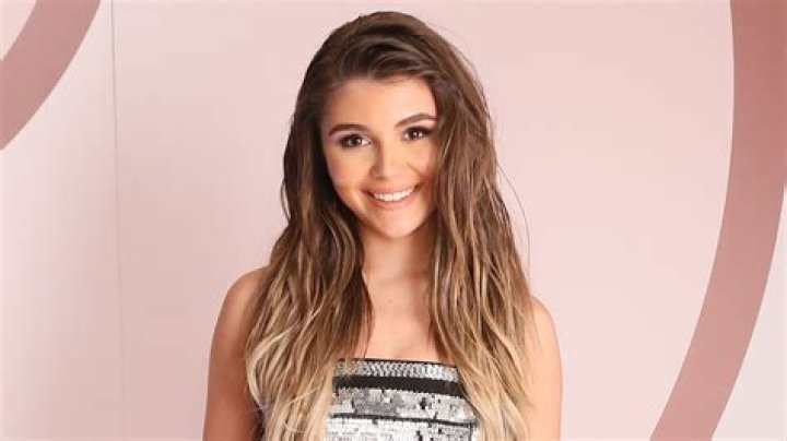 Olivia Jade Stuns In Corset On Date Night With BF As Mom Lori Loughlin Awaits Trial For Admissions Scandal