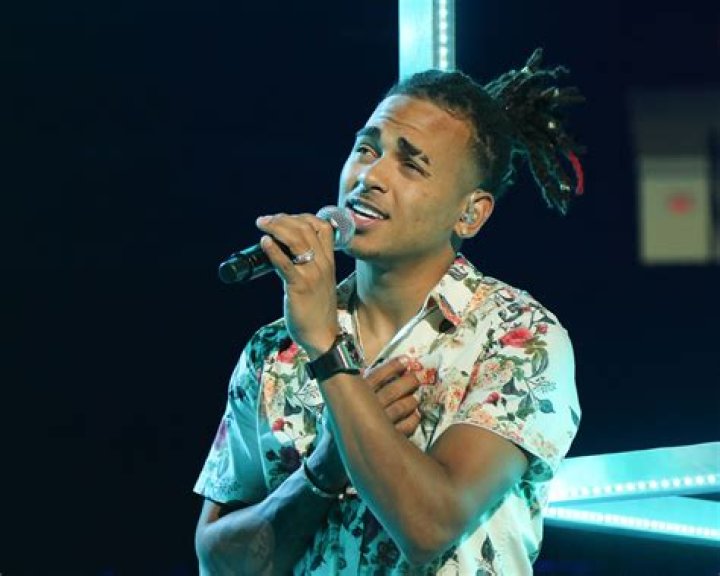 Ozuna Performing At Latin America Music Awards