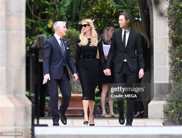 Palm Beach, FL - Ivanka Trump and her daughter seen arriving at her sister Tiffany Trump's wedding. Pictured: Ivanka Trump BACKGRID USA 12 NOVEMBER 2022 USA: +1 310 798 9111 / UK: +44 208 344 2007 / *UK Clients - Pictures Containing Children Please Pixelate Face Prior To Publication*