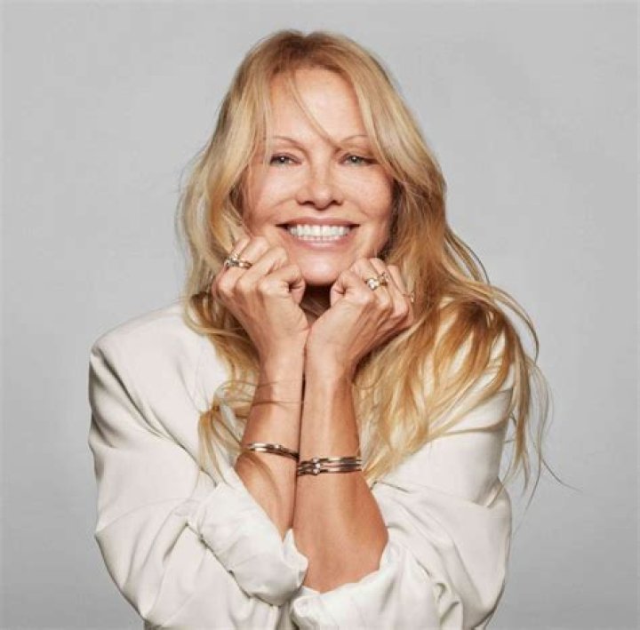 pamela anderson pandora