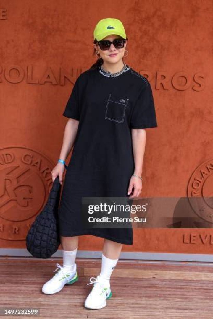 Paris, FRANCE - Celebrities attend the Tiffany & Co Is Hosting Beyonce Party as part of Paris Fashion Week at Yoyo Palais De Tokyo on October 04, 2022 in Paris, France. Pictured: Halsey BACKGRID USA 5 OCTOBER 2022 BYLINE MUST READ: Best Image / BACKGRID USA: +1 310 798 9111 / UK: +44 208 344 2007 / *UK Clients - Pictures Containing Children Please Pixelate Face Prior To Publication*