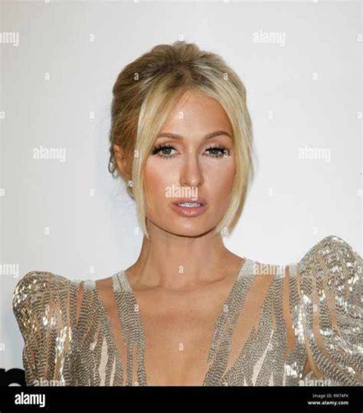 Paris Hilton at the Elton John AIDS Foundation Academy Awards Party