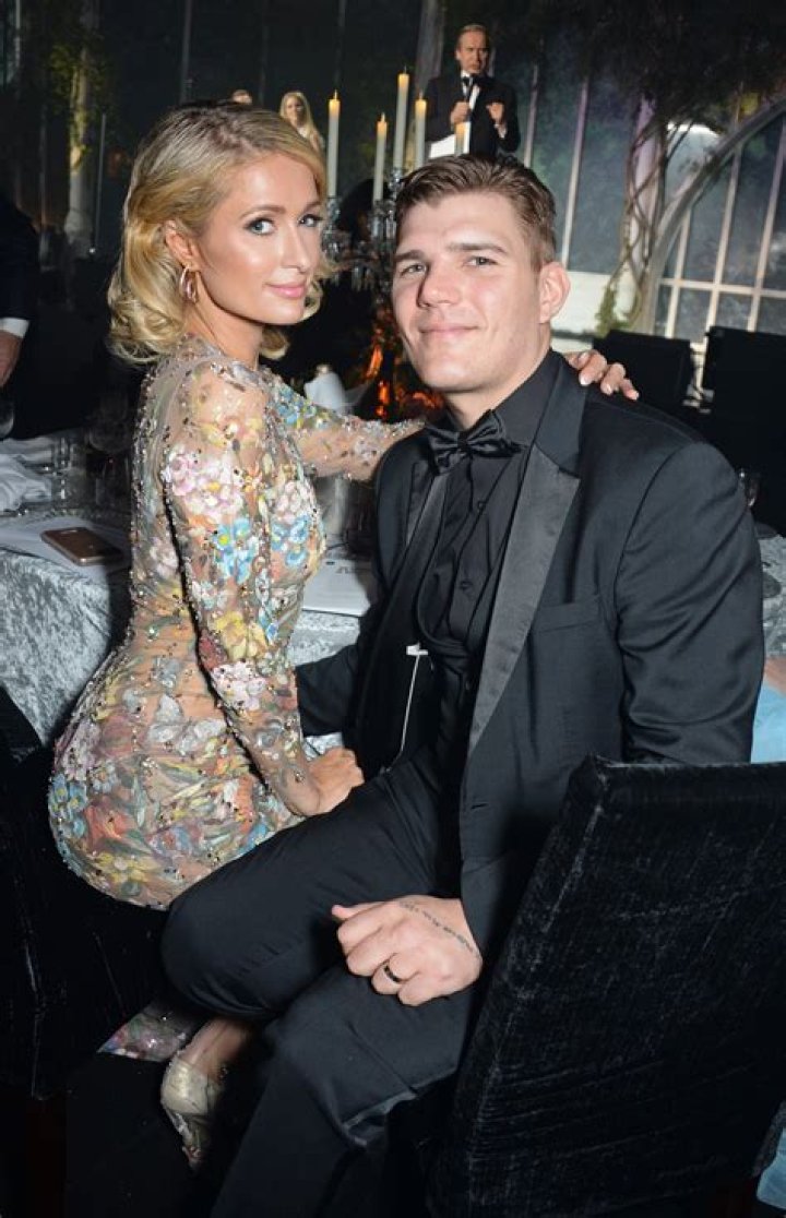 Paris Hilton, Chris Zylka