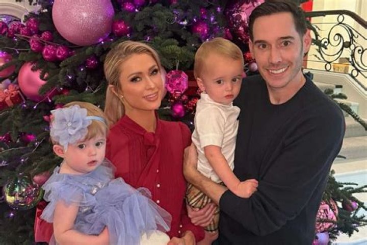 paris hilton son photos