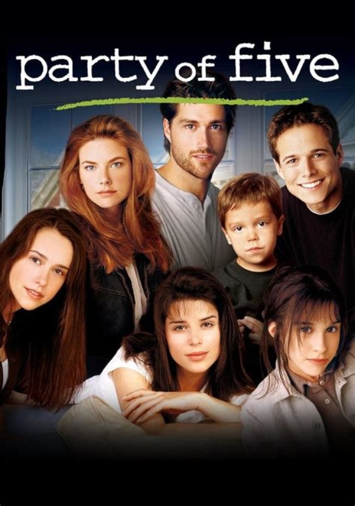 PARTY OF FIVE - Freeform's "Party of Five" stars Brandon Larracuente as Emilio Acosta, Elle Paris Legaspi as Valentina Acosta, Niko Guardado as Beto Acosta and Emily Tosta as Lucia Acosta. (Freeform/Nino Munoz) BRANDON LARRACUENTE, ELLE PARIS LEGASPI, NIKO GUARDADO, EMILY TOSTA