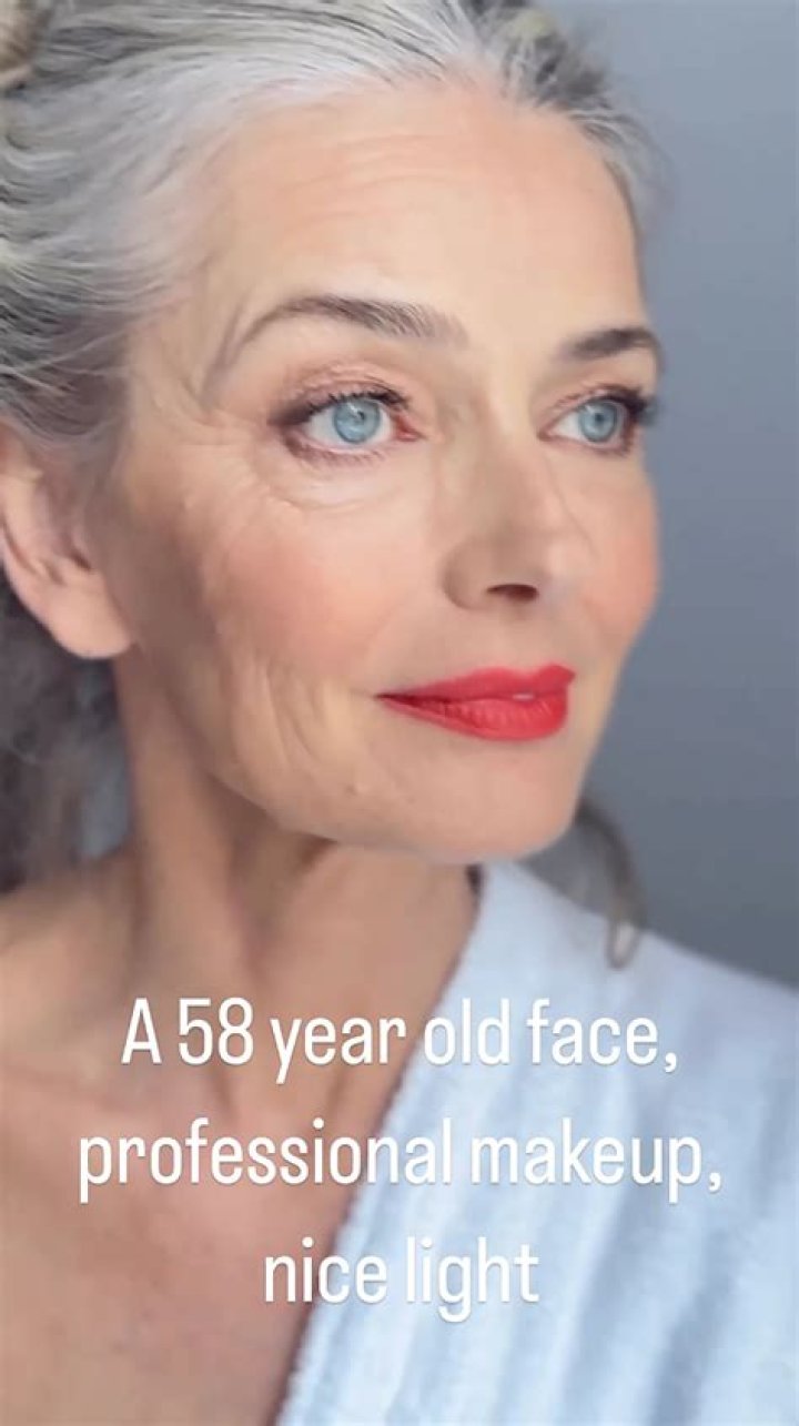 Paulina Porizkova, 55, Goes Makeup-Free & Proudly Shows Off The ’Real’ Her In New Photo