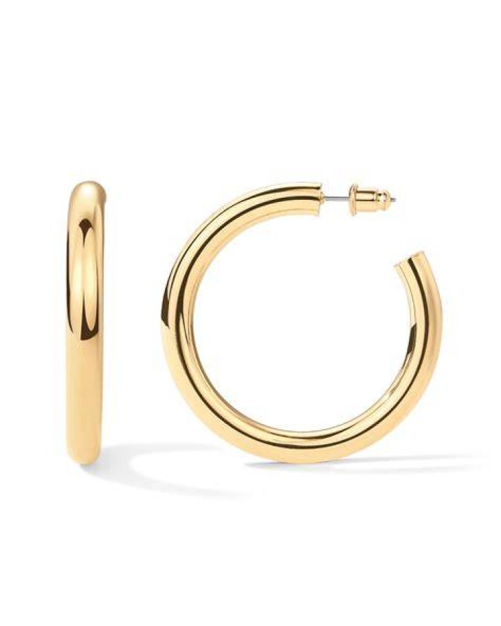Pavoi 14K Chunky Gold Hoops