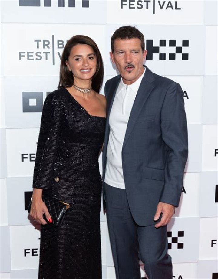 Penelope Cruz and Antonio Banderas reunite on the set of &lsquo;Official Competition&rsquo;
