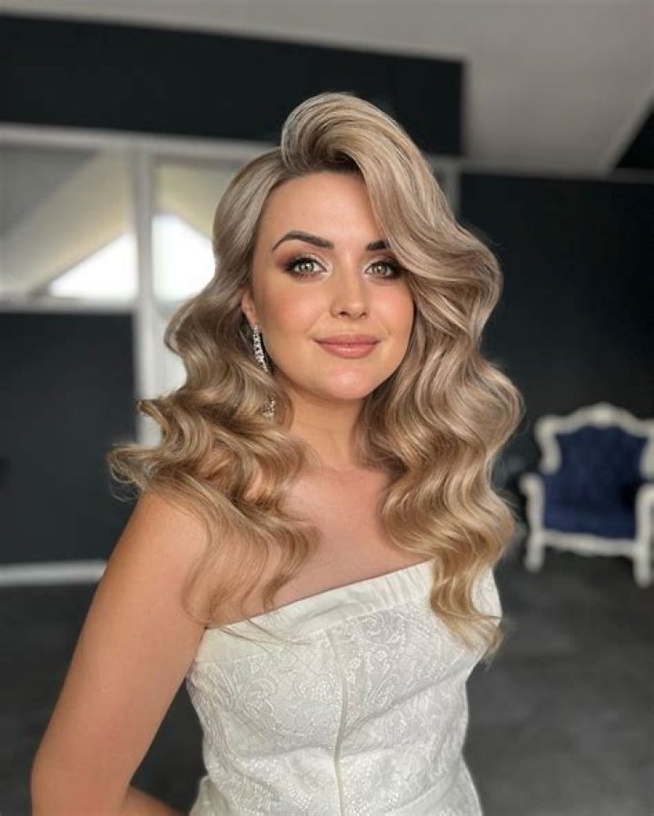 Photos Of Their Best Styles – Hollywood Life