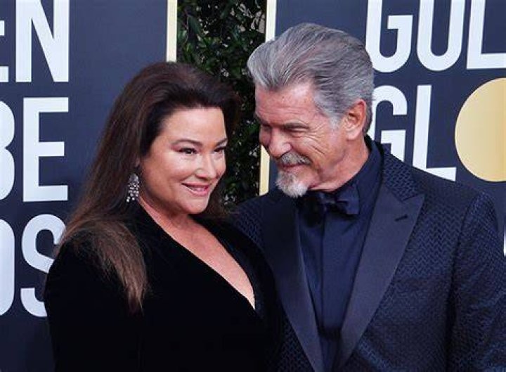 Pierce Brosnan Celebrates His & Keely Shaye Smith’s 21st Anniversary – Hollywood Life
