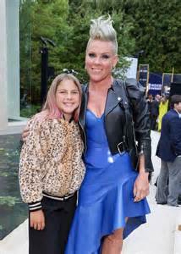 Pink & Her Lookalike Daughter Willow, 9, Twin In Adorable Pic Of Them Cuddled Up – ‘My Baby Girl’