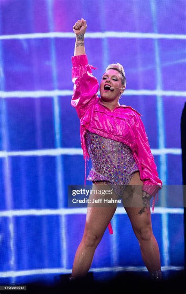 Pink performs at the Billboard Music Award