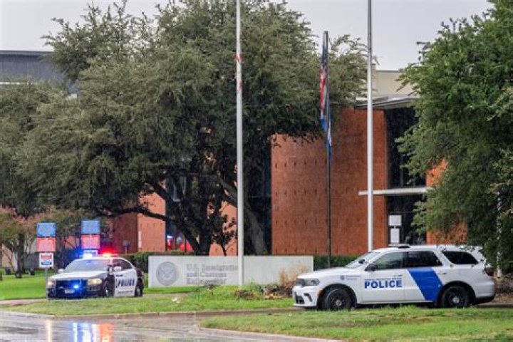 police scene cliff