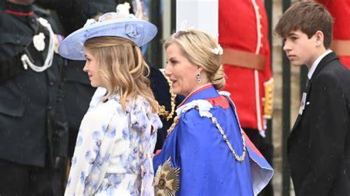 Prince Edward & Sophie’s Daughter Lady Louise, 19, Is All Grown Up In Blue Floral Gown For Coronation: Photos