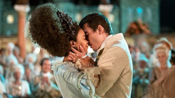 ‘Queen Charlotte’ Star Breaks Down When George Fell In Love: Exclusive – Hollywood Life