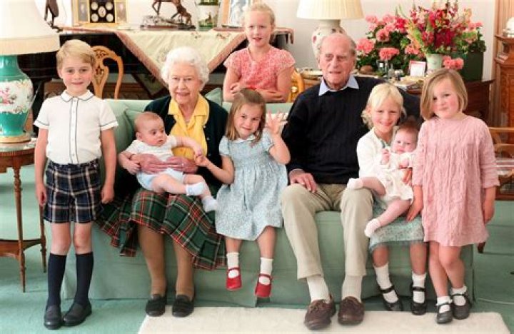 Queen Elizabeth II great grandchildren