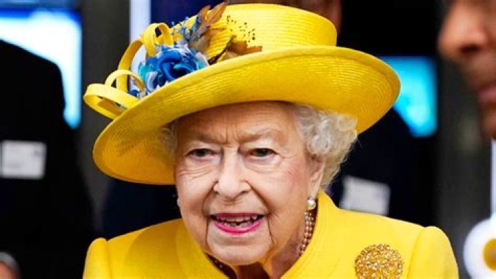 Queen Elizabeth’s Platinum Jubilee Performers: Elton John, Diana Ross, & More