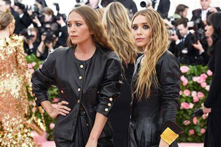 Rachel Bilson Says Mary-Kate & Ashley Olsen ‘Rescued’ Her From Fan Mob – Hollywood Life