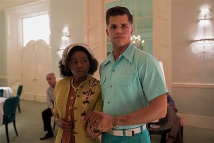 RATCHED (L to R) LIZ FEMI as LEONA and CHARLIE CARVER as HUCK FINNIGAN in episode 101 of RATCHED Cr. SAEED ADYANI/NETFLIX &copy; 2020