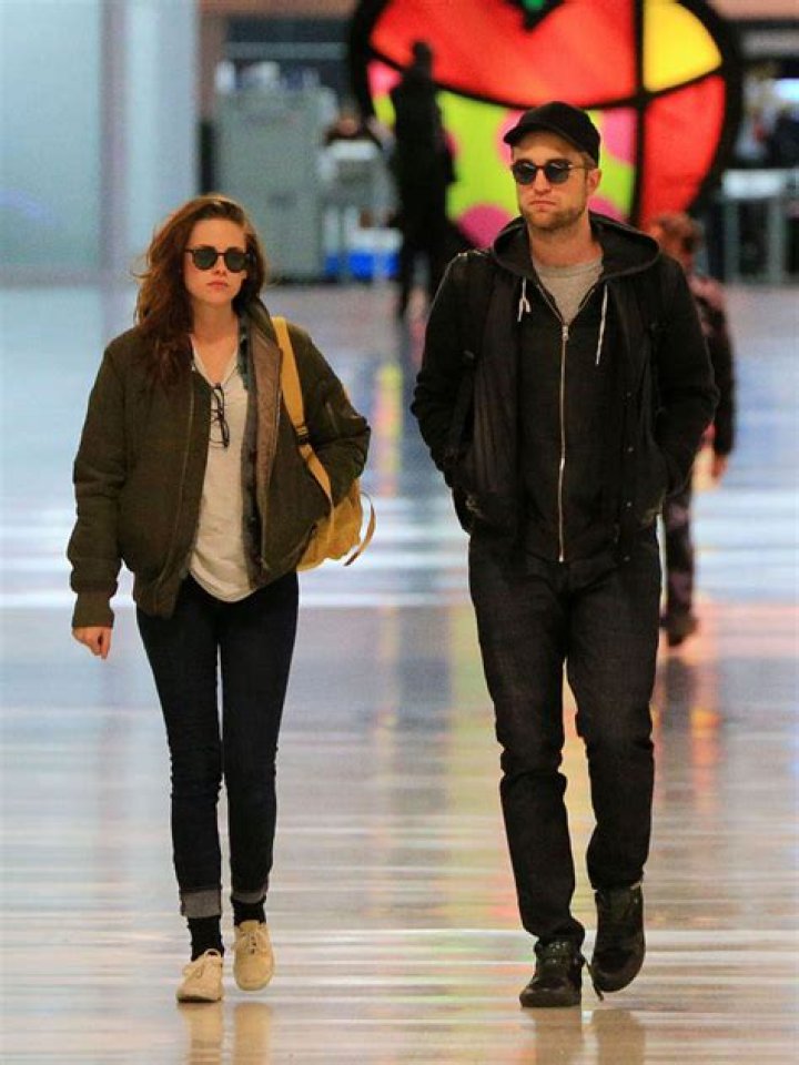 REAL Reason For Robert Pattinson Split – Hollywood Life