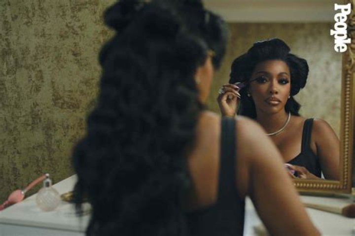 ‘RHOA’s Porsha Williams Shows Off Her Sexy Strut In Hot Slo-Mo Video