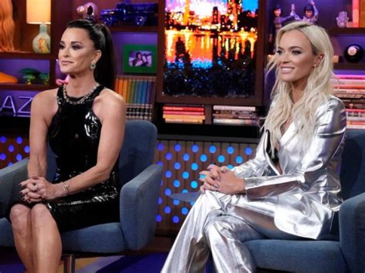 ‘RHOBH’: Fans Petition To Get Kyle Richards & Teddi Mellencamp Fired For ‘Slandering’ Lisa Vanderpump