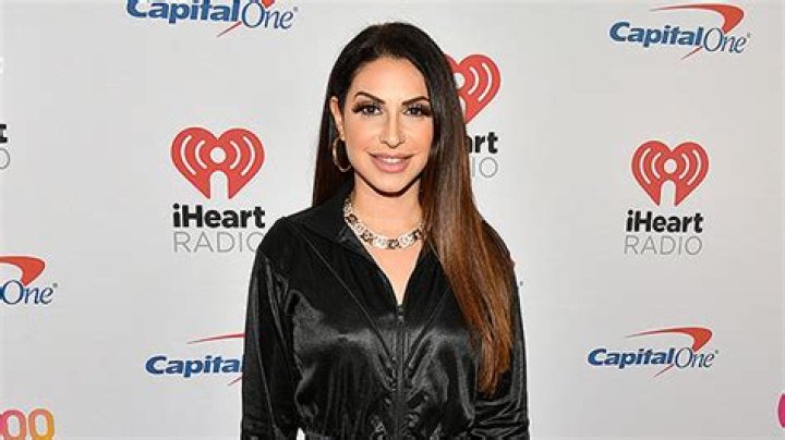 ‘RHONJ’s Jennifer Ayden Reacts To Melissa & Jackie Feud – Hollywood Life
